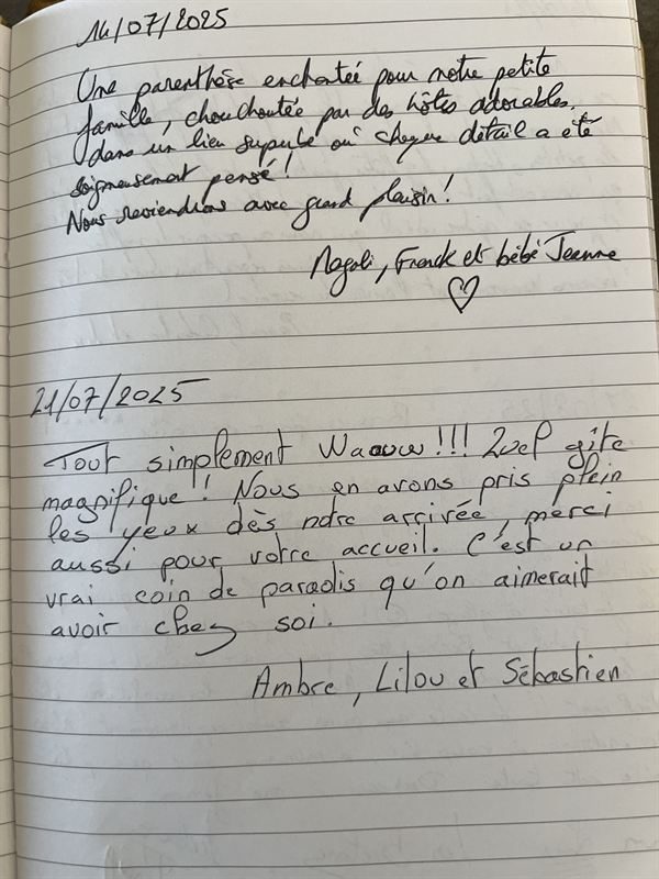 Avis manuscrit laissé par Magali, Franck et Jeanne, Ambre, Lilou et Sébastien — juillet 2025