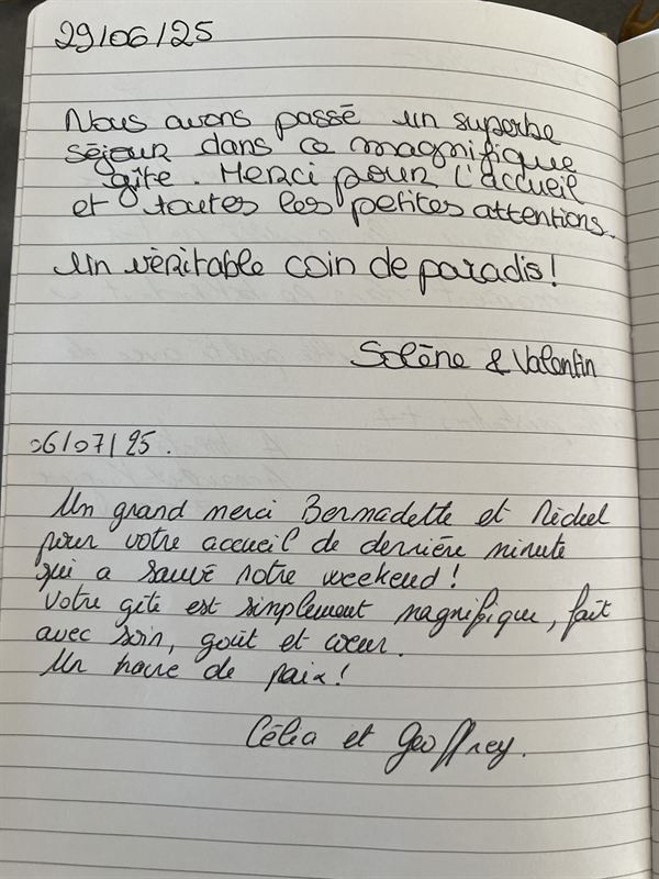 Avis manuscrit laissé par Solène et Valentin, Célia et Geoffroy — juin/juillet 2025